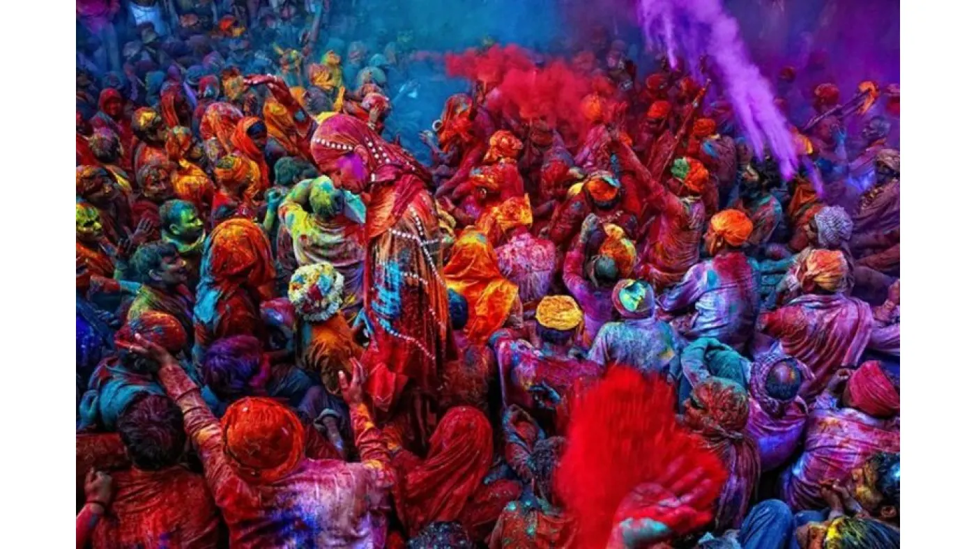 Holi-in-Mathura-Vrindavan-1-768x512-1