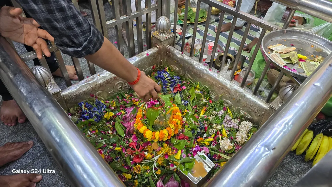 सावन पर सजधज कर तैयार हुई भृगुनगरी, बाबा बालेश्वर नाथ मंदिर में